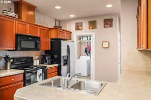 837 SE Bayshore Cir, Corvallis, OR 97333 - Photo 10