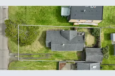 209 5th St NE, Long Beach, WA 98631 - Photo 10