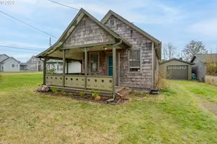 209 5th St NE, Long Beach, WA 98631 - Photo 4