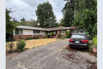 3392 SE Waverleigh Blvd, Portland, OR 97202 - Photo 1