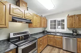 4015 SE 171st Ave, Portland, OR 97236 - Photo 14