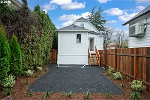 236 NE Sacramento St, Portland, OR 97212 - Photo 18