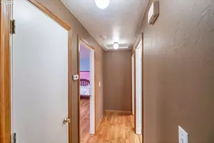 1940 17th Ave, Albany, OR 97322 - Photo 16