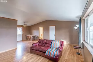 1940 17th Ave, Albany, OR 97322 - Photo 6