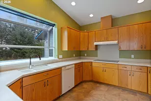 90 Cape Foulweather Ln, Otter Rock, OR 97369 - Photo 18