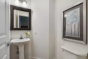 8329 SW 24th Ave, Portland, OR 97219 - Photo 10