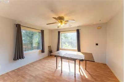 11511 SE Harold St, Portland, OR 97266 - Photo 10