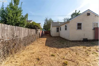 11511 SE Harold St, Portland, OR 97266 - Photo 40