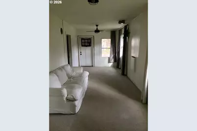 3955 E 17th Ave, Eugene, OR 97403 - Photo 2