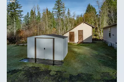 252 Blackledge Rd, Carson, WA 98610 - Photo 14