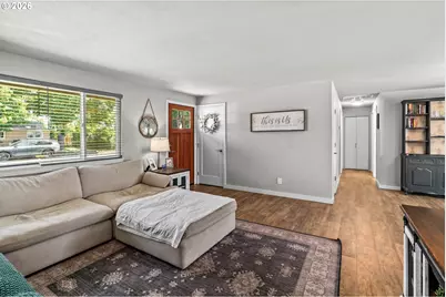 125 Crona St, Junction City, OR 97448 - Photo 6