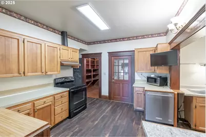 1119 Ash St, Brownsville, OR 97327 - Photo 14