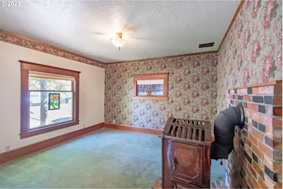 1119 Ash St, Brownsville, OR 97327 - Photo 12