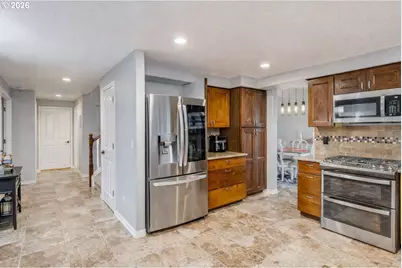 19585 Glenview Ct, Oregon City, OR 97045 - Photo 16