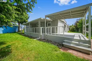 612 N Cascade Dr, Woodburn, OR 97071 - Photo 28