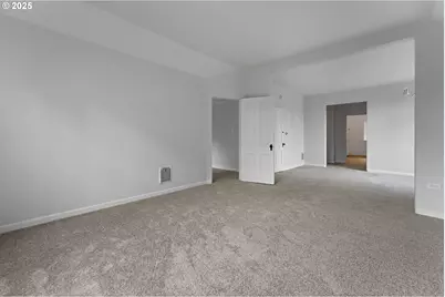 2406 SE Yamhill St, Portland, OR 97214 - Photo 8