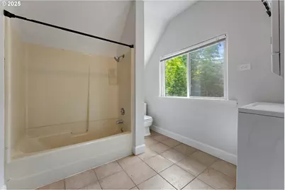 2406 SE Yamhill St, Portland, OR 97214 - Photo 24