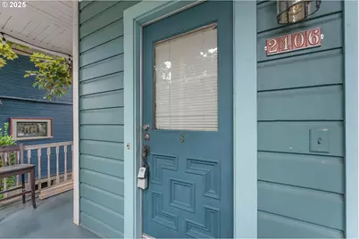 2406 SE Yamhill St, Portland, OR 97214 - Photo 6
