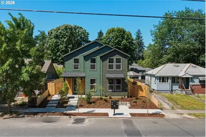 6179 N Albina Ave, Portland, OR 97217 - Photo 1
