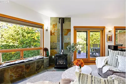 515 E 4th St #2, Hood River, OR 97031 - Photo 18