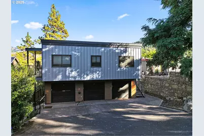 515 E 4th St #2, Hood River, OR 97031 - Photo 6