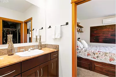 515 E 4th St #2, Hood River, OR 97031 - Photo 40