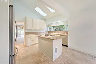 8220 SW Fairway Dr, Wilsonville, OR 97070 - Photo 12
