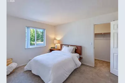 5225 Jean Rd #205, Lake Oswego, OR 97035 - Photo 22