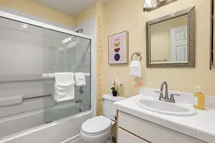 5225 Jean Rd, Lake Oswego, OR 97035 - Photo 18