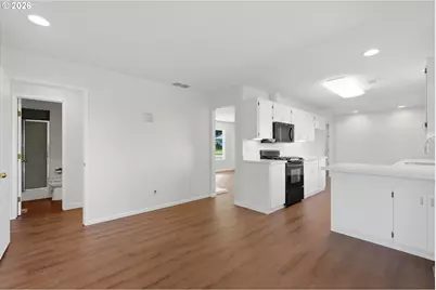 13001 NE Brazee St, Portland, OR 97230 - Photo 14