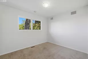 13001 NE Brazee St, Portland, OR 97230 - Photo 18