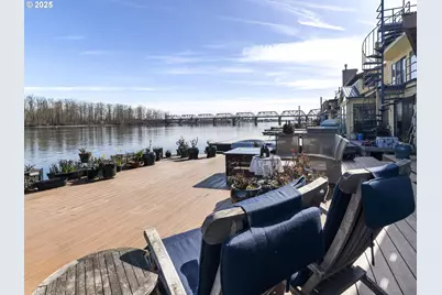 3939 N Marine Dr #8, Portland, OR 97217 - Photo 32