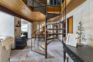 3939 N Marine Dr, Portland, OR 97217 - Photo 12