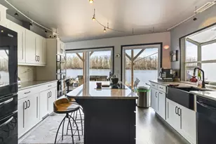 3939 N Marine Dr, Portland, OR 97217 - Photo 4