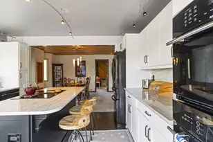 3939 N Marine Dr, Portland, OR 97217 - Photo 6