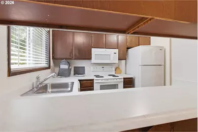 600 Cherry Dr #8, Eugene, OR 97401 - Photo 14