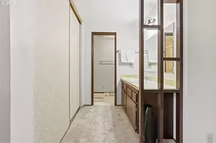 600 Cherry Dr, Eugene, OR 97401 - Photo 24