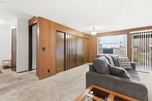 600 Cherry Dr, Eugene, OR 97401 - Photo 18