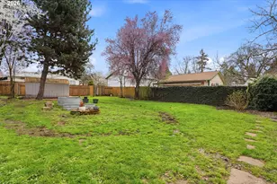 15150 SE Arista Dr, Milwaukie, OR 97267 - Photo 30