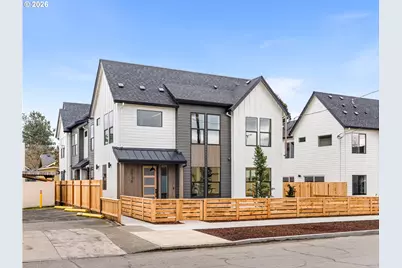 2932 SE 62nd Ave, Portland, OR 97213 - Photo 1