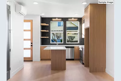 2932 SE 62nd Ave, Portland, OR 97213 - Photo 2