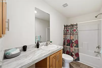 1423 31st St, Springfield, OR 97477 - Photo 30