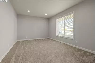 117 NW Canyon Creek Dr, McMinnville, OR 97128 - Photo 14