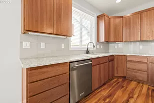 117 NW Cyn Crk Dr, McMinnville, OR 97128 - Photo 12