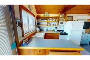 94255 3rd St, Gold Beach, OR 97444 - Photo 26