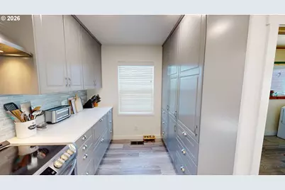 94255 3rd St, Gold Beach, OR 97444 - Photo 10