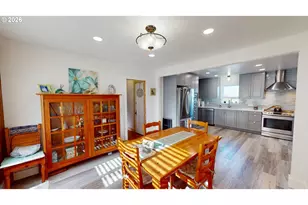 94255 3rd St, Gold Beach, OR 97444 - Photo 12