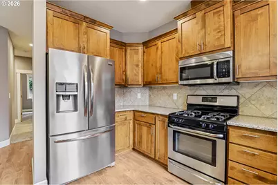 1020 N Juniper St, Canby, OR 97013 - Photo 14