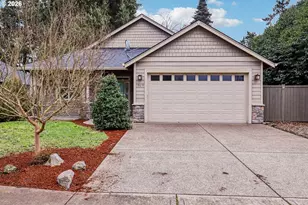 1020 N Juniper St, Canby, OR 97013 - Photo 2