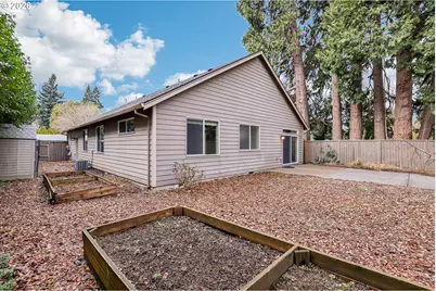 1020 N Juniper St, Canby, OR 97013 - Photo 32